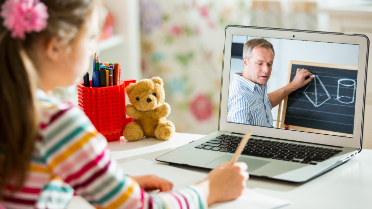 Enseignement à distance