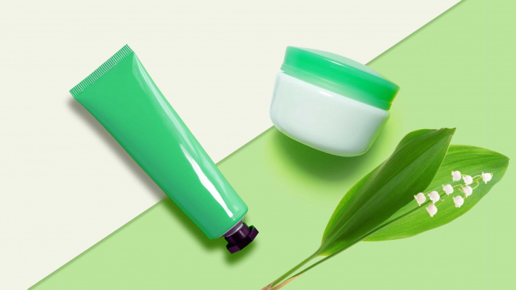 Le Lilial, une substance interdite encore présente dans beaucoup trop de cosmétiques 