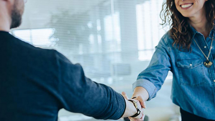 Vous souhaitez ouvrir une agence de placement ou faire de la location de services ? 