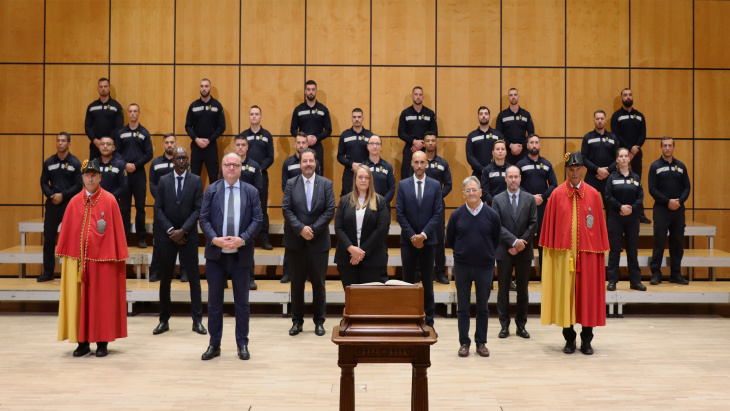 Prestation de serment des agentes et agents de détention