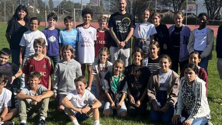 "Réussir, cʹest … " une émission radio RTS avec les élèves de Confignon et l'entrepreneur Toto Morand