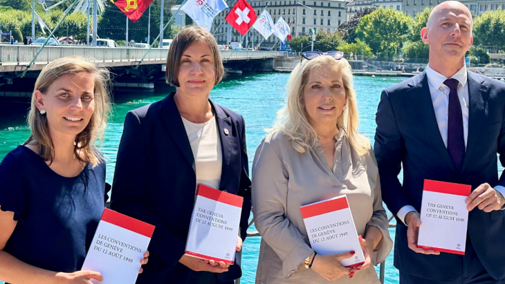 Les autorités hôte aux côtés du CICR, le 12 août 2024, sur l'ile Rousseau © DR