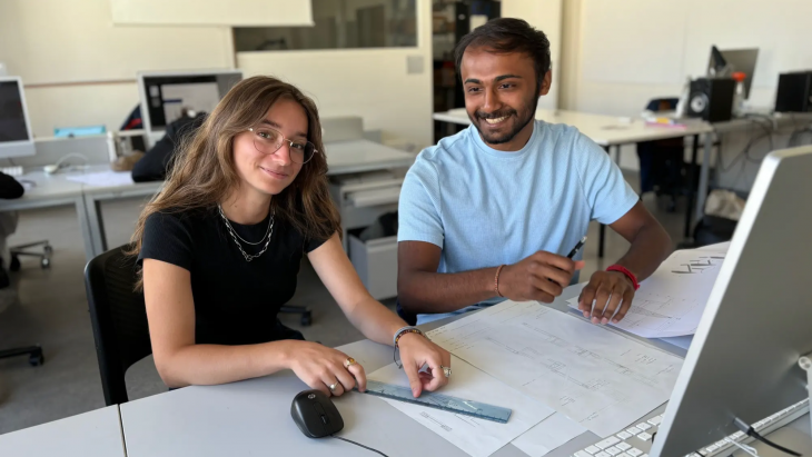 Aloïse Perregaux et Sabarish Balarajan, en dernière année de formation au CFP Arts - Crédit Photo: Iris Mizrahi, OFPC-SISP, DIP