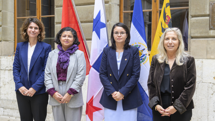 Visite de courtoisie conjointe de la République du Salvador et de la République du Panama