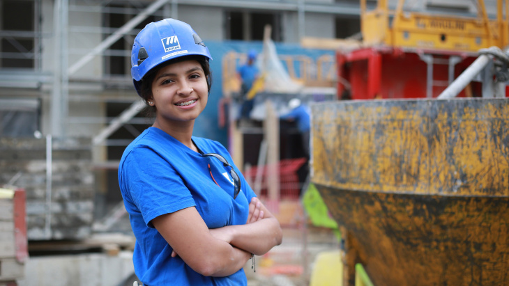 Valentina Otalvaro, 18 ans, apprentie maçonne en 2e année Photo : Iris Mizrahi/OFPC-SISP