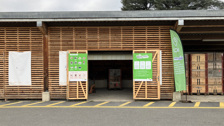 Ressourcerie à l'ESREC des Chanâts