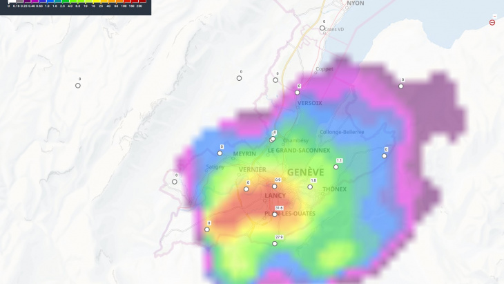 Précipitation radar (OFEV) et pluviomètres (GE) en mm/h
