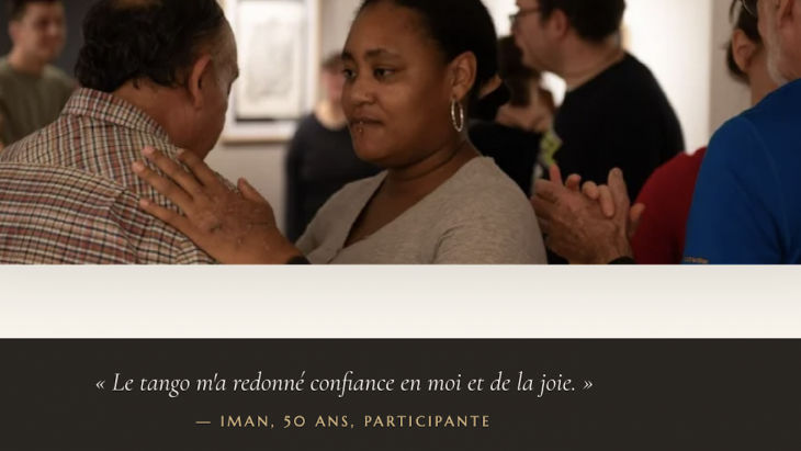 Couple dansant le tango lors d'un atelier thérapeutique