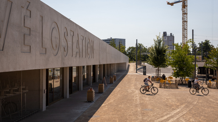 Vélostation et espaces publics à Lancy-Bachet © MSV/P.Bernad