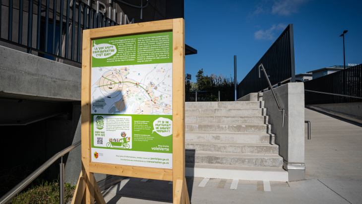 Panneau d'information sur un lieu clé de la future Voie verte rive droite - photo : Emilie Laici