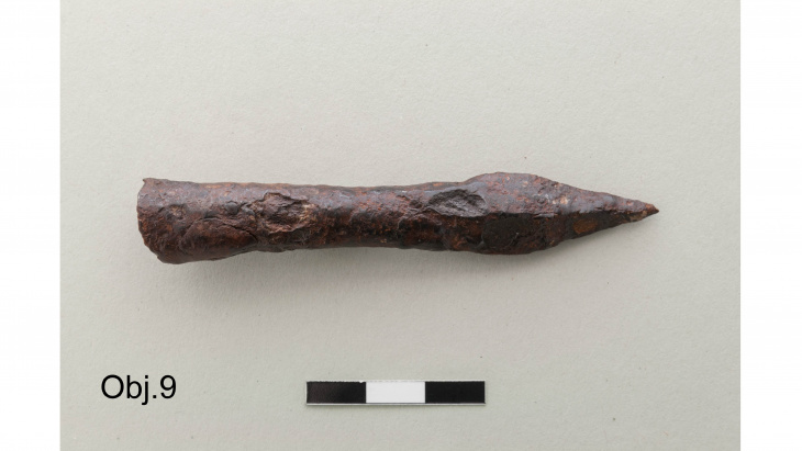 La pointe du carreau, de section losangique, figure 1 © service d'archéologie