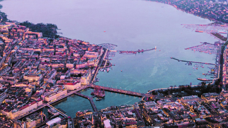 Couverture du "Coup d'œil 2022 sur la politique extérieure du canton de Genève"