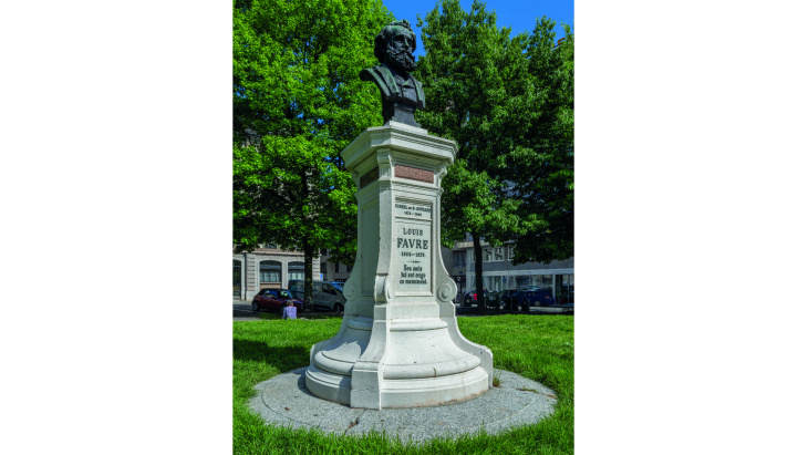 Monument à Louis Favre - © office du patrimoine et des sites, Peter C. Taylor