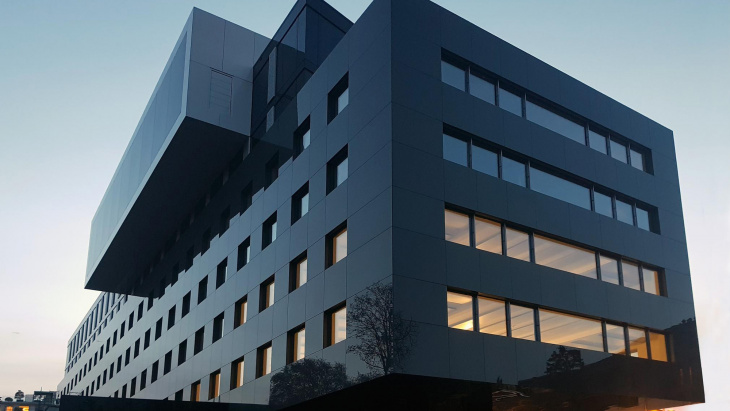 Bâtiment de siège de la FICR, inauguré en 2019 / ©B+S Ingénieurs conseils SA