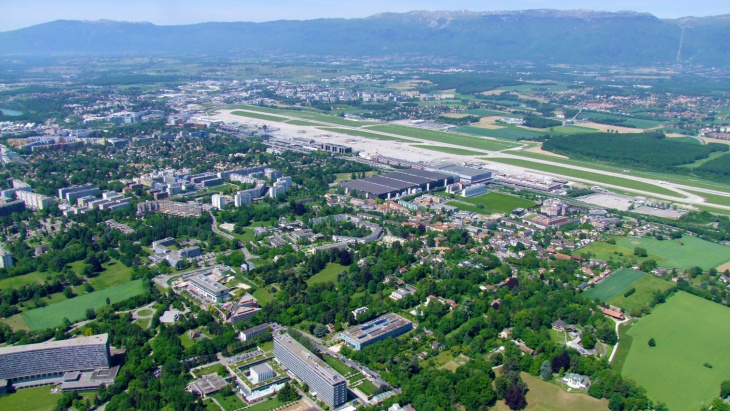 Vue aérienne du secteur de Cointrin