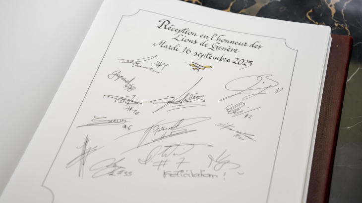 Cérémonie protocolaire en l'honneur des Lions de Genève. Crédit photo: Etat de Genève/Quentin Ducrest