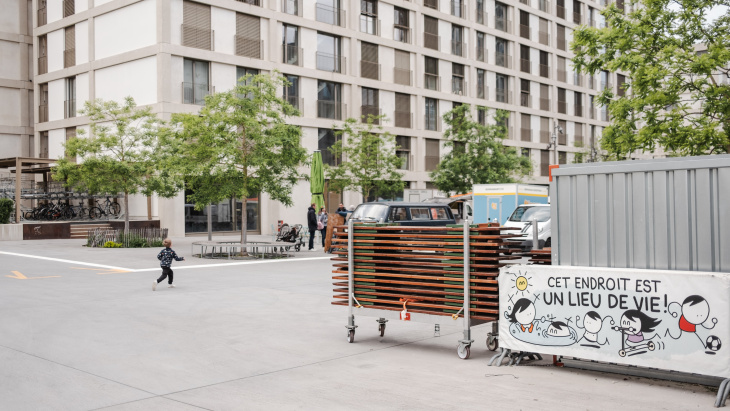 Espaces publics dans le quartier de Lanc-pont Rouge Adret - photo: Niels Ackermann